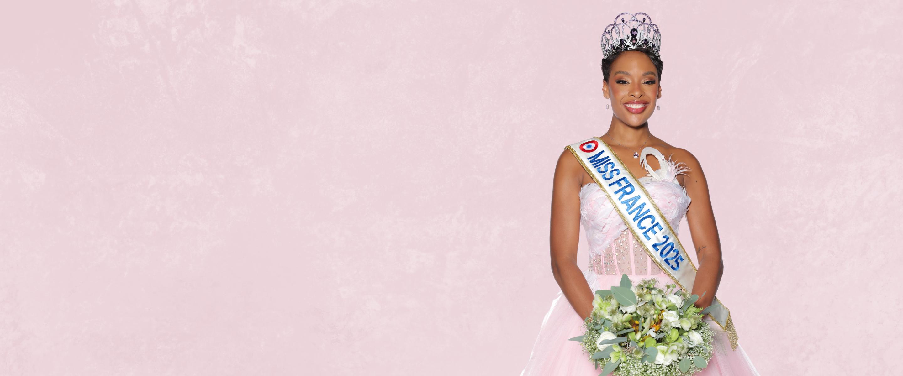Séance De Dédicace Miss France 2025